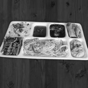 Veg Fried Rice+Veg Manchurian+Veg Noodle+Spring Roll+Veg Momos+Chilly Potato+Coke 250Ml