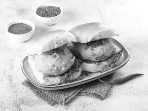 Vada Pav (2 Pcs)