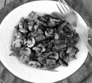 Mushroom Salt & Pepeer