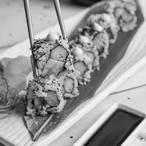 Vegetable California Sushi Roll