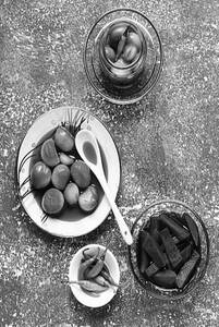Vinegar Dipped Onion