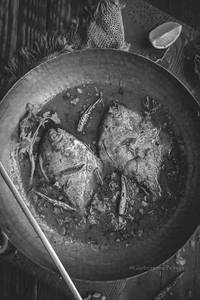 Bengali Style - White Pomfret Fish Curry [1Pc]