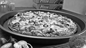 Regular Fully Loaded Pizza