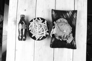 Chicken Burger [1 Piece] With French Fries And Coke [250 Ml]