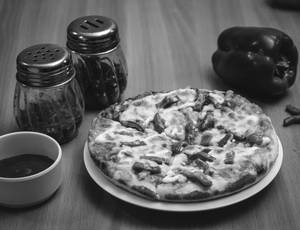 Cheese Capsicum Pizza
