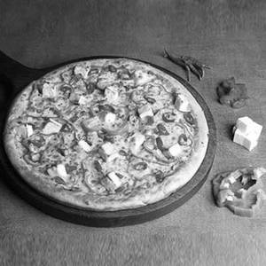Paneer Paprika Pizza