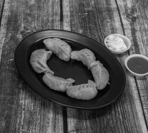 Steam Veg Momos