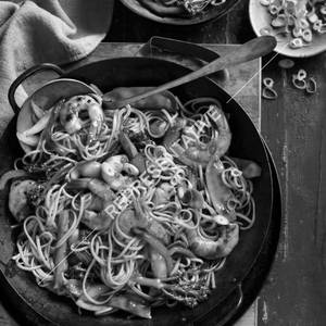 Schezwan Prawn Noodles 