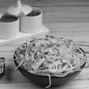 Chicken Hakka Noodles