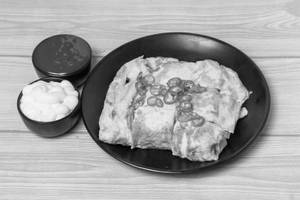 Chilli Cheese Bread Omelette 