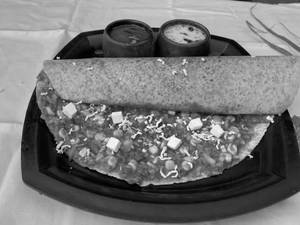 Sweet Corn Paneer Dosa