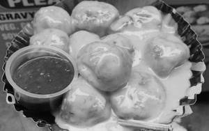 Veg Gravy Momos [5 Pieces]
