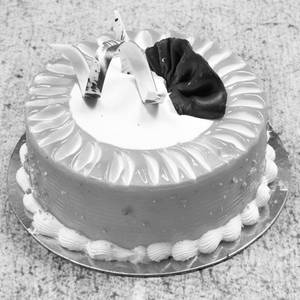 Butterscotch fondant cake per kg