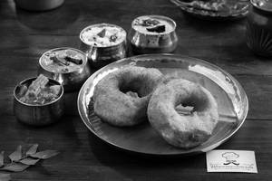 Vada (2 Pcs)