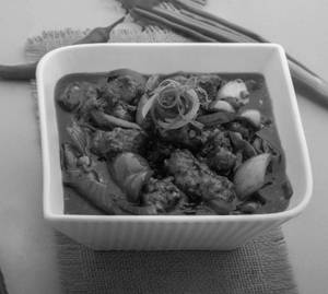 Boneless Chicken Chilli Gravy