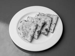 Veg Stuffed Kulcha 