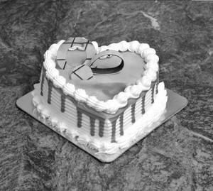 Heart Shape Butterscotch Cake [500g]