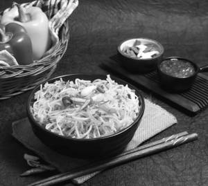 Veg Chilli Garlic Noodles