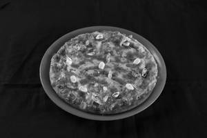 Achari Pizza