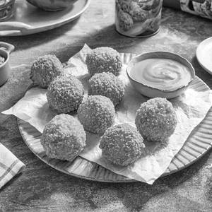Jalapeno Cheese Balls ( 5 Pcs)