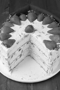 Eggless Women's Day Strawberry Cake 450gm