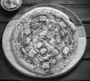 Paneer Overloaded Pizza