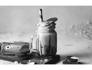 Mint Oreo Shake