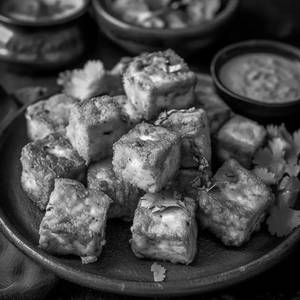 Paneer Pakoda [4 Pieces] 