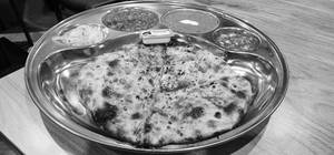 Cheese Garlic Kulcha