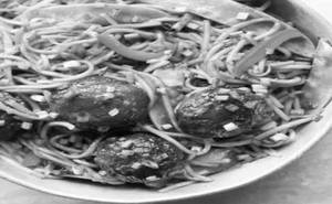 Veg Manchurian & Noodle