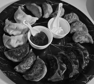 Momo Platter