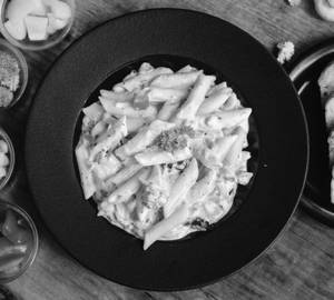 Whtie Sauce Alfredo Pasta