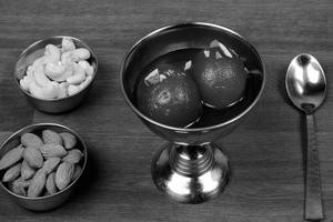Gulab Jamun (2 Pcs)