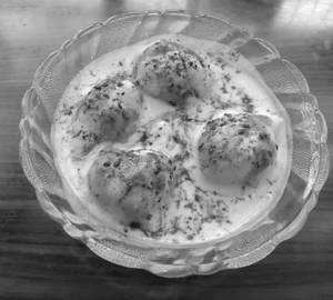 Dahi Bhalla ( 2 Pieces)