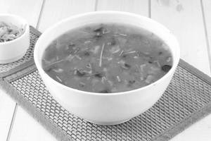 Veg Manchow Soup [300 Ml]