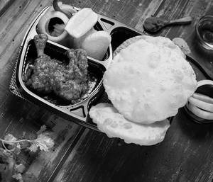 20Pc Luchi+chicken 8pc+Coke 500