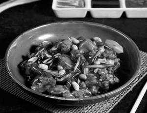 Kung Paw Chicken (8 Pcs)