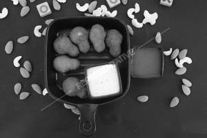 Chicken Nuggets(5 Pcs)