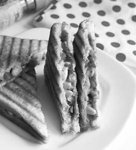Veg Grilled Sandvich
