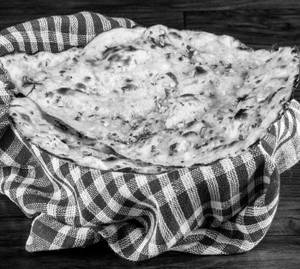 Butter Garlic Naan