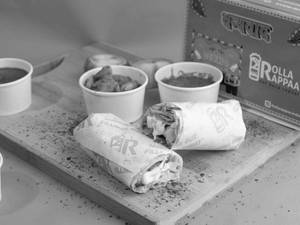 Chicken Tikka Gravy Roll