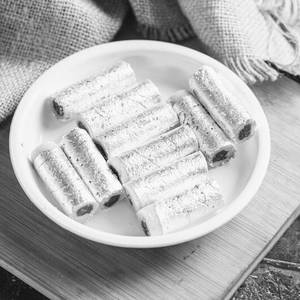 Kaju Pista Roll (1 Pc)