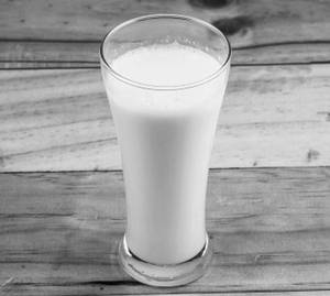 Kesar Lassi