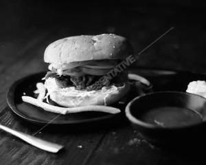 Chilli Paneer Burger