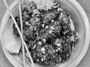 Fried Chilli Paneer Momos