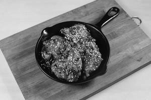 Garlic Manchurian (6 Pcs)