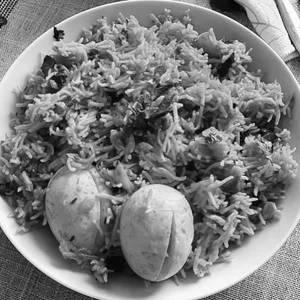 Egg Biriyani With Raita