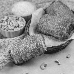 Cashew Roll - Egg - Pastry