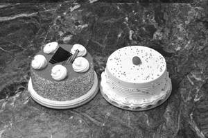Red Velvet Cake + Vanilla Cake