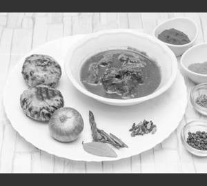 2 Litti + Chicken Curry 250ml (2 Pcs of Chicken with Alu)